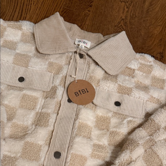 BiBi Checkered Cream Teddy Jacket medium - Picture 13 of 14